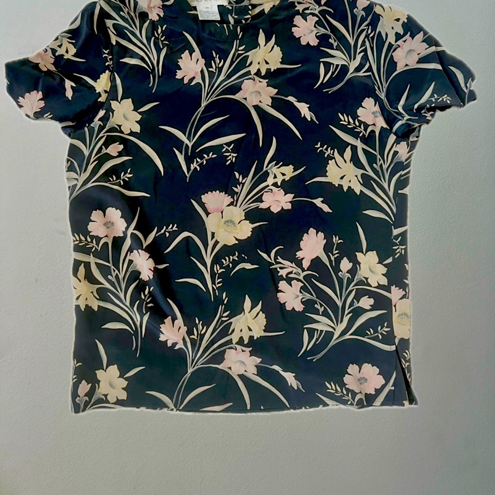 Jones of New York woman’s silk blouse part of a three piece ensemble